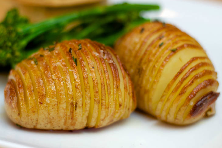 Hasselback : Pommes de terre à la suédoise