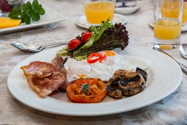 Sauter des repas aide à perdre du poids