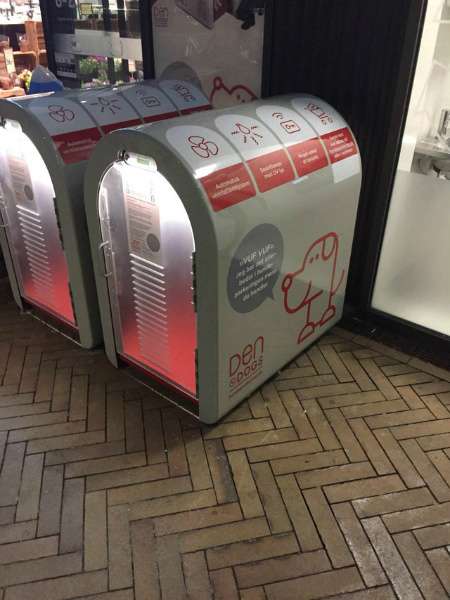 Incroyable parking pour chien pour faire vos courses en toute tranquillité