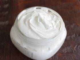 Beurre gourmand pour le corps et les cheveux