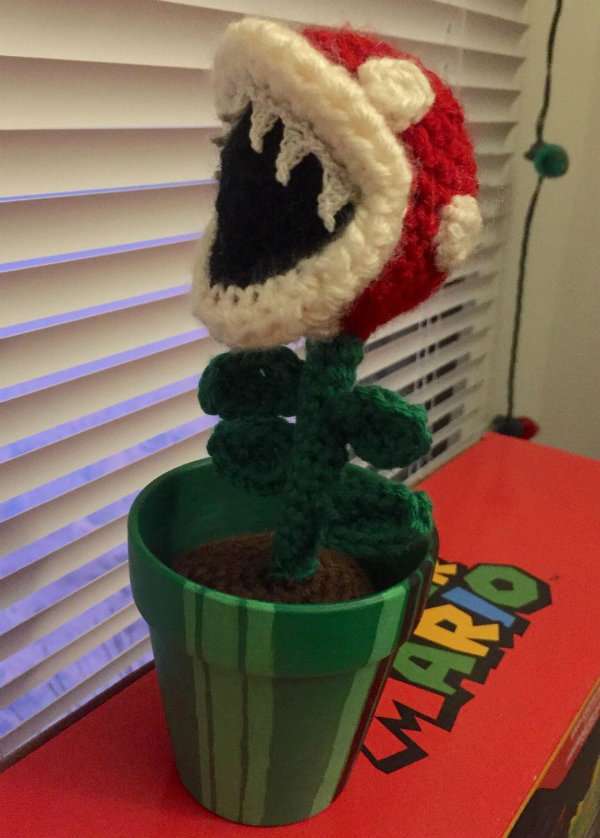 Une plante carnivore en crochet parfaite pour les fans de super mario