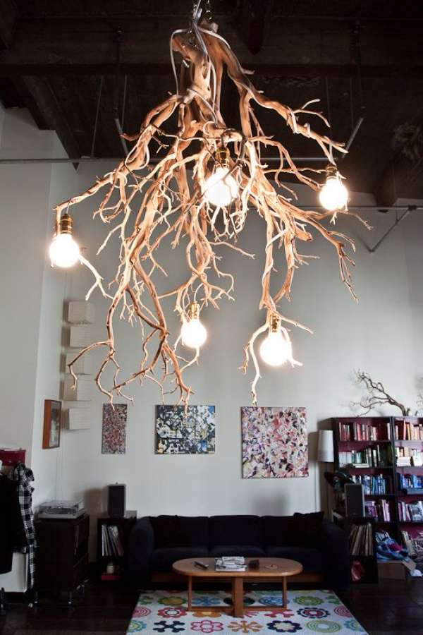 Lustre en branches d'arbre