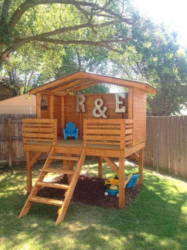 Une cabane de jeux