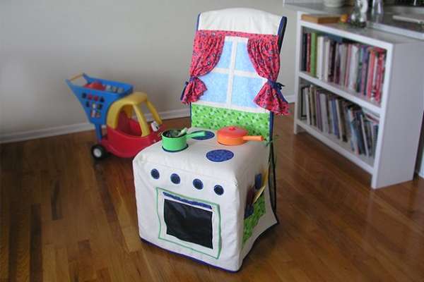 Cuisinière à partir d'une housse de chaise en tissu