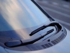 Liquide lave-glace fait maison