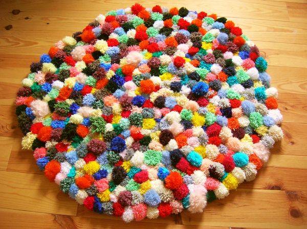 Tapis de pompons