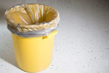 Top méthodes pour nettoyer et désinfecter vos poubelles