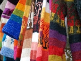 Eviter les bouloches sur un vêtement en laine