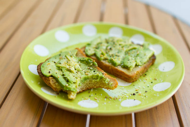 Toasts à l’avocat