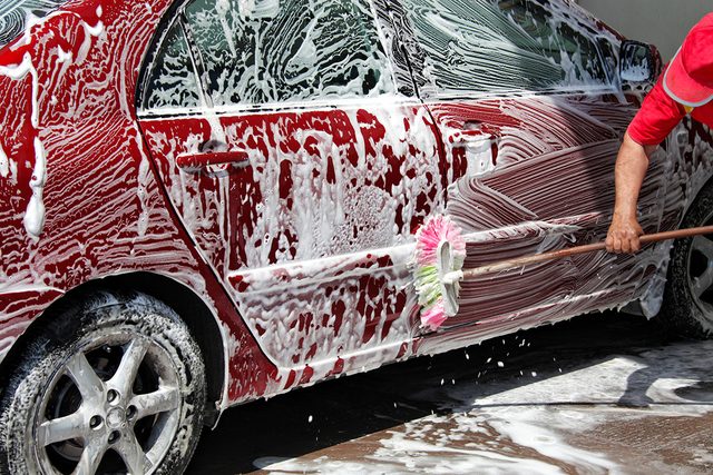 Calendrier avec des rappels de nettoyage de voiture