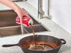 Nettoyer poêle avec du Coca-Cola