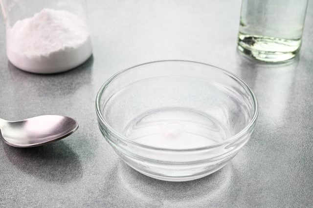 Bicarbonate de soude et vinaigre
