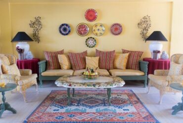 salon avec tapis persan
